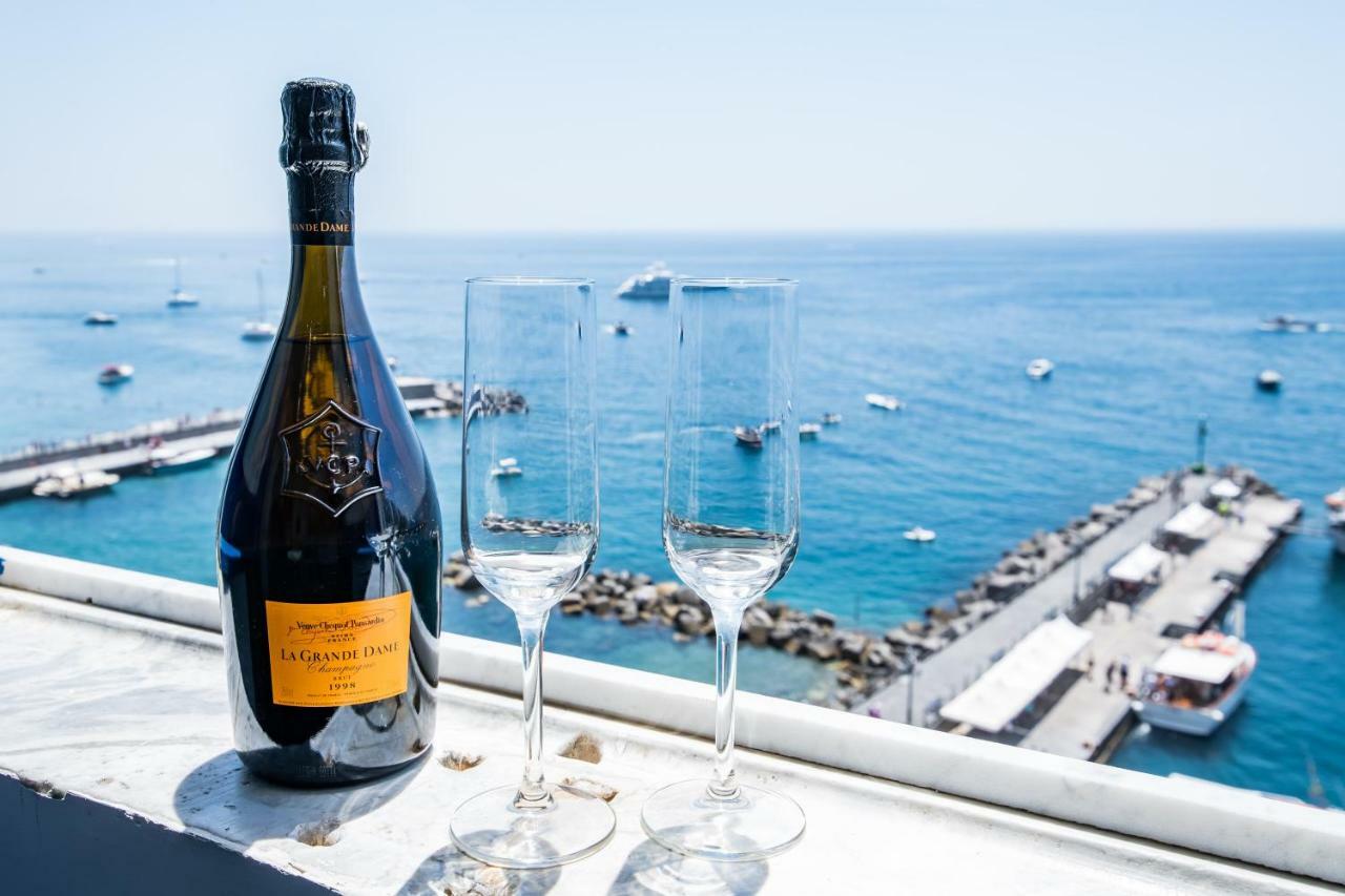 Suite Picasso Amalfi Exterior photo