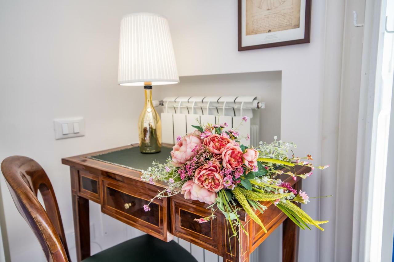 Suite Picasso Amalfi Exterior photo